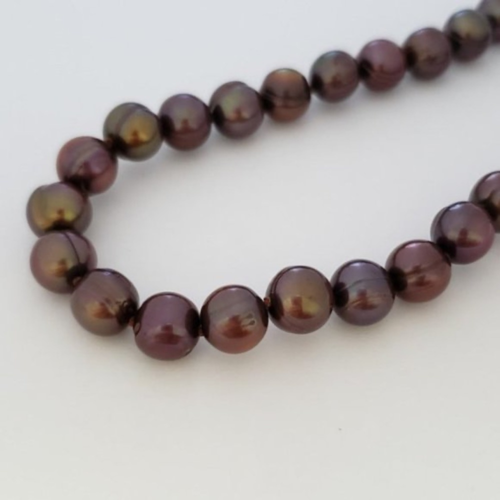 14K Yellow Gold 9mm Fresh Water Pearl Necklace - Picture 2 of 5
